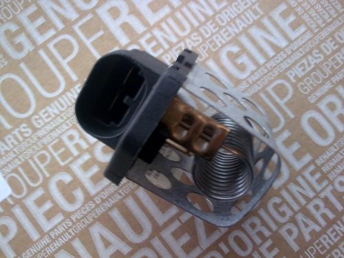 Резистор моторчика вентилятора A/C Renault (RVI) 7700432632 ціна, від 5.54 USD