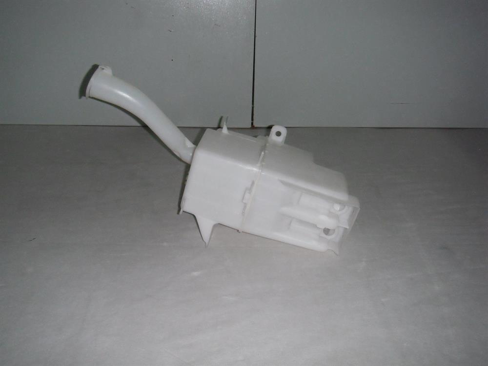 Купити MN159292 Mitsubishi Бачок омивайки