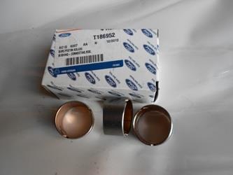 1350109 Ford Втулка верхньої головки шатуна
