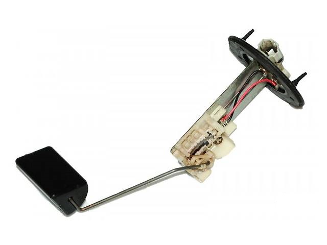 Купити 8332049195 Toyota Датчик рівня палива в бензобаку
