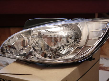 921011C501 Hyundai/Kia Фари