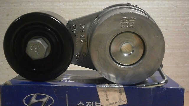 Натягувач приводного ременя Hyundai/Kia 252812F001 ціна, від 38.89 USD