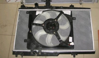 Вентилятор/крильчатка радіатора охолодження Geely Mk (Жилі Mk)