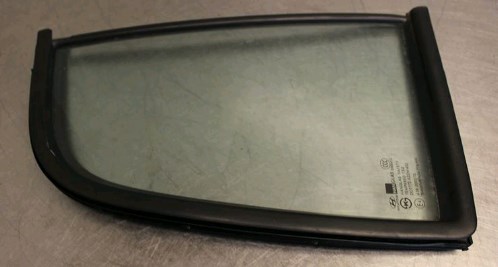 Скло кутове дверей задніх Hyundai/Kia 834611C010 ціна, від 11.51 USD