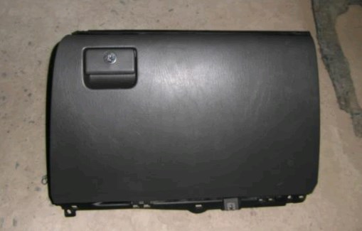 Кришка речового ящика Toyota 5550160180B0 ціна, від  USD