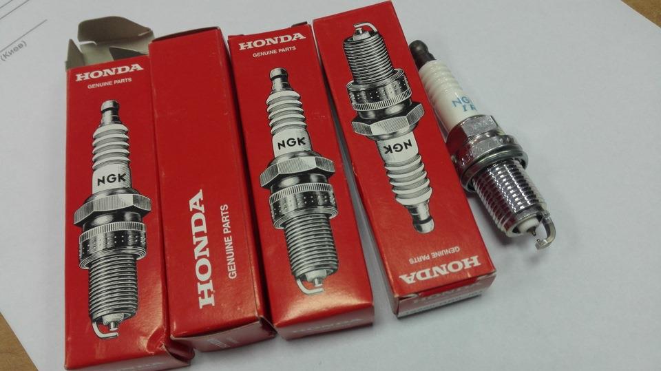 Свічки Honda 12290RB0J01