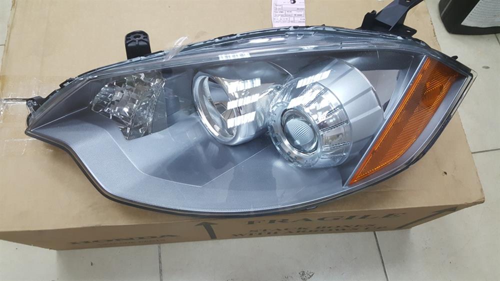 Фара дальнього світла в зборі на Acura RDX  
