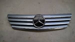 Облицювання радіатора Mercedes A2038800383 ціна, від 40.94 USD
