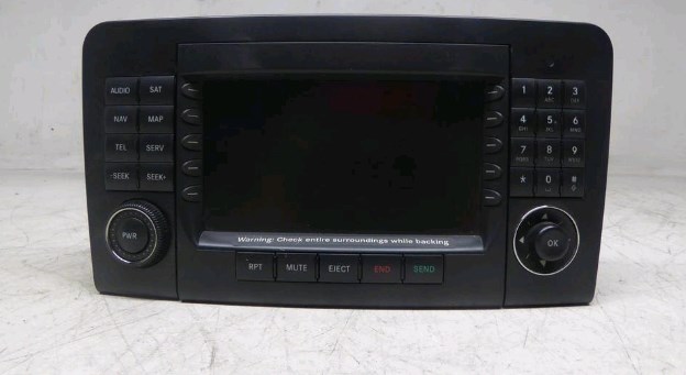 Дисплей багатофункціональний на Mercedes GL-Class (X164)