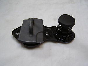 Замок капота Mercedes A2038800460 ціна, від 7.60 USD