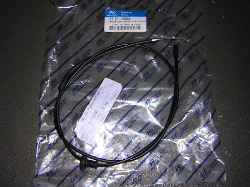 811901C000 Hyundai/Kia Трос відкриття капота, задній