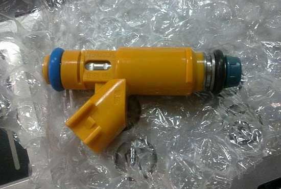 Форсунка паливна Land Rover 2W93AA ціна, від 66.30 USD