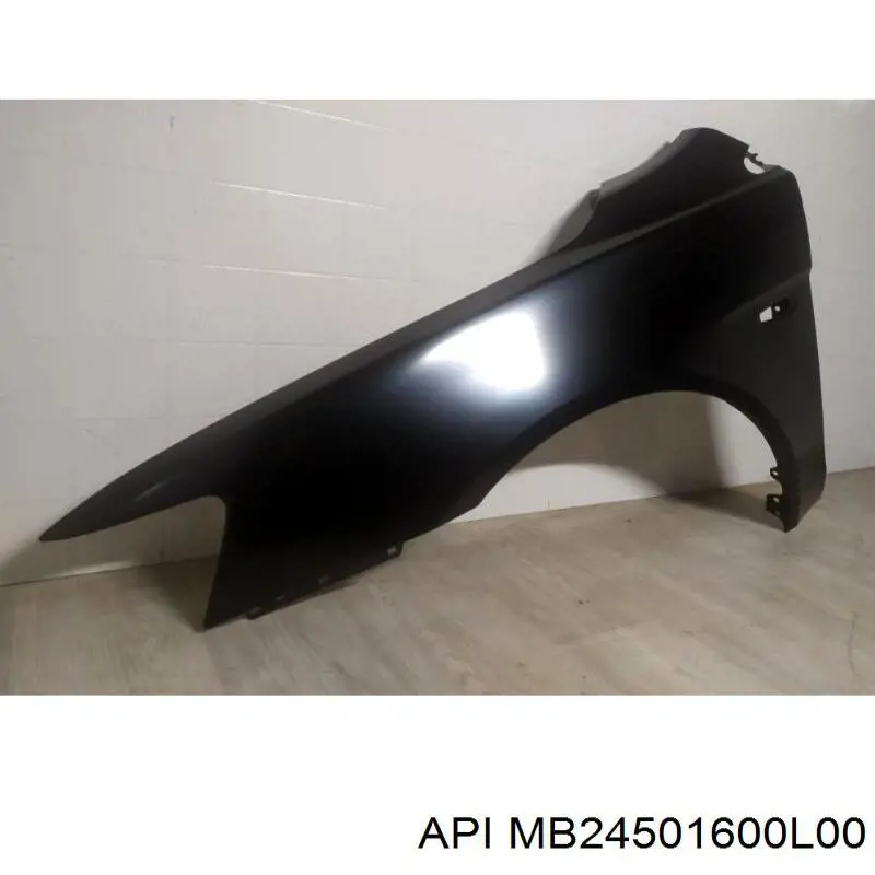 Крило переднє ліве MB24501600L00 API