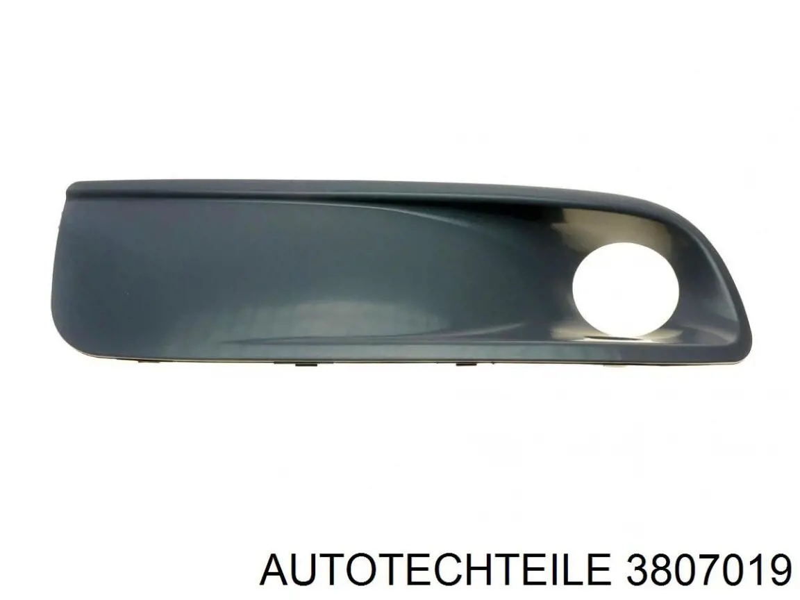 Купити 3807019 Autotechteile Направляюча заднього бампера, права