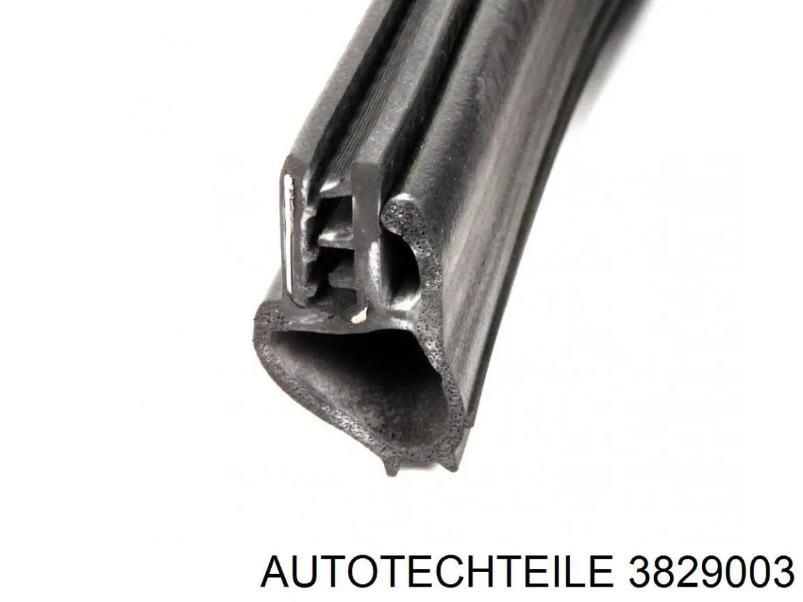 Ущільнювач кришки багажника Autotechteile 3829003 ціна, від 62.16 USD