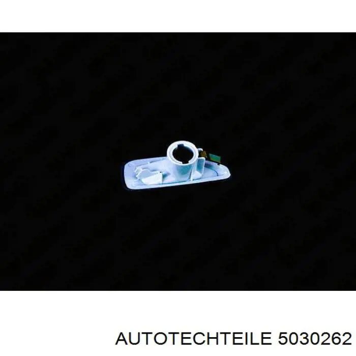 Повторювач повороту на крилі, правий 5030262 Autotechteile