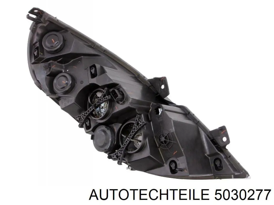 Фара правая на Opel Movano B X62