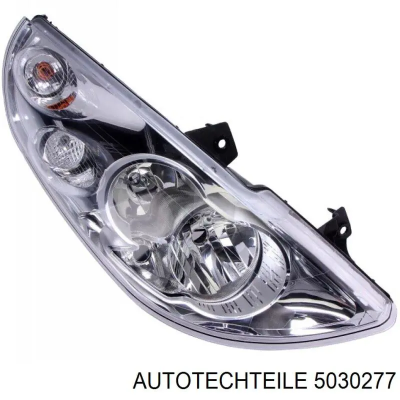 Фара передня права Opel Movano B