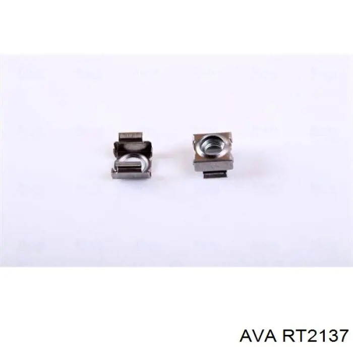 Радіатор 8660000469 Renault (RVI)