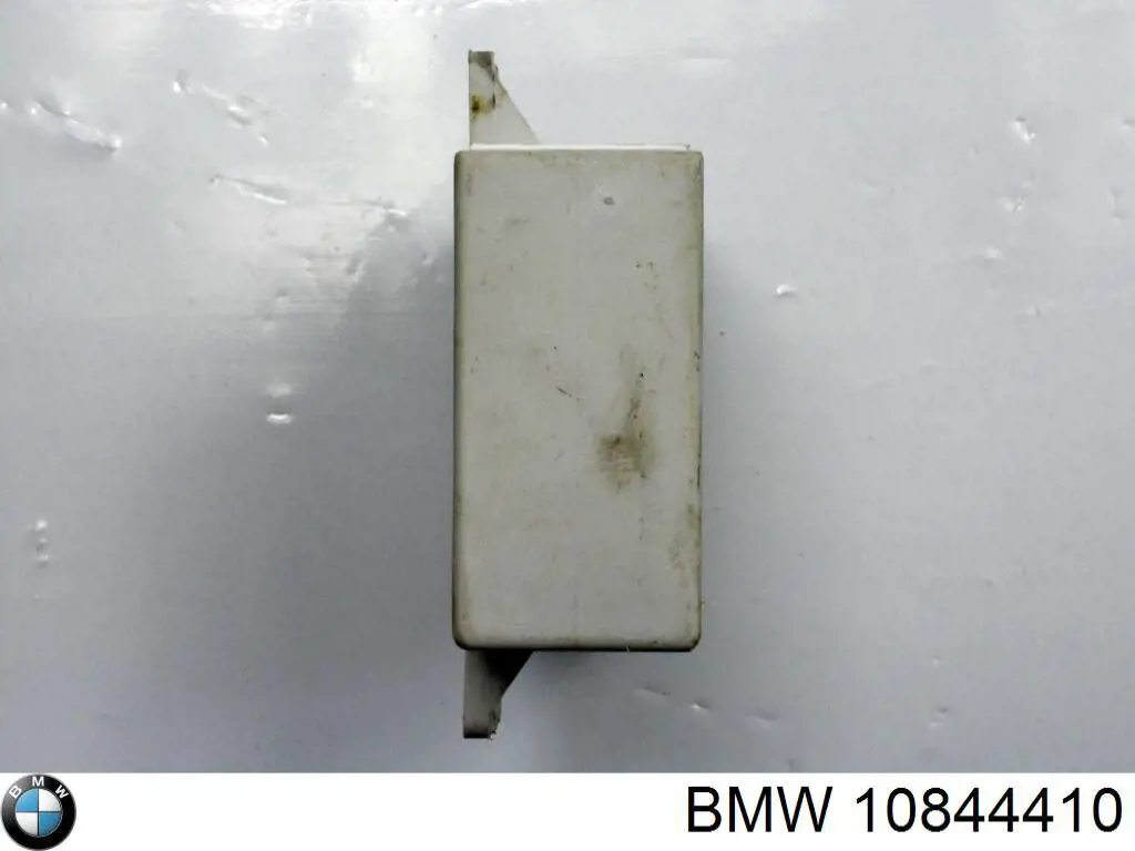  10844410 BMW