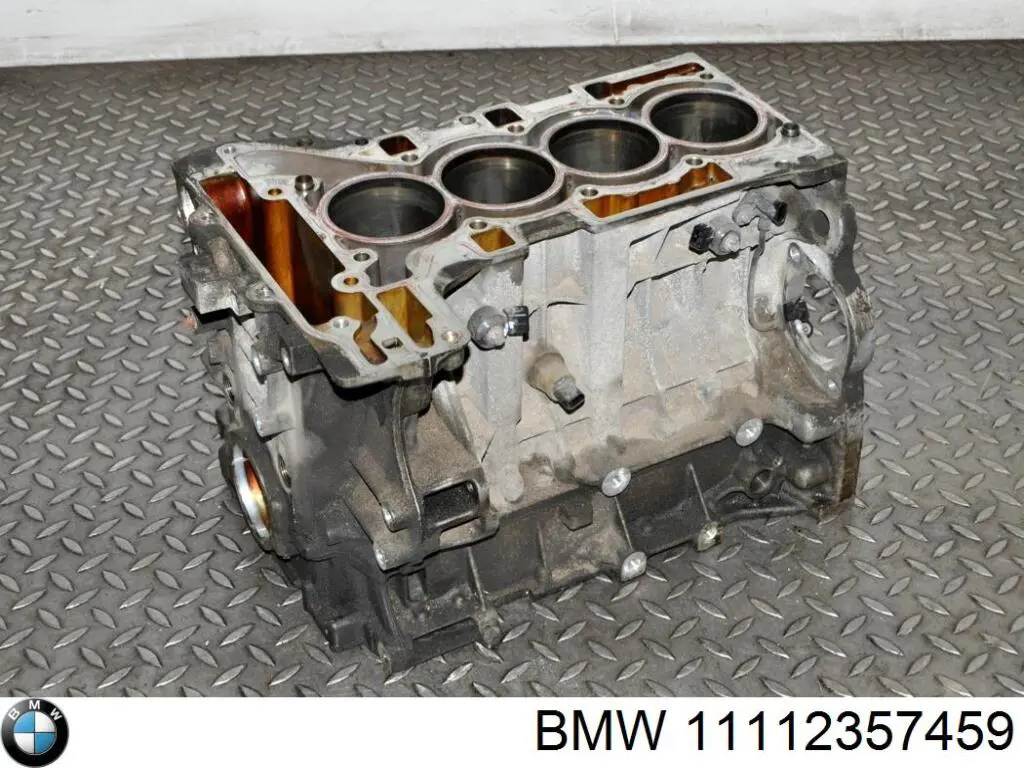 Купити 11112357459 BMW Блок двигуна