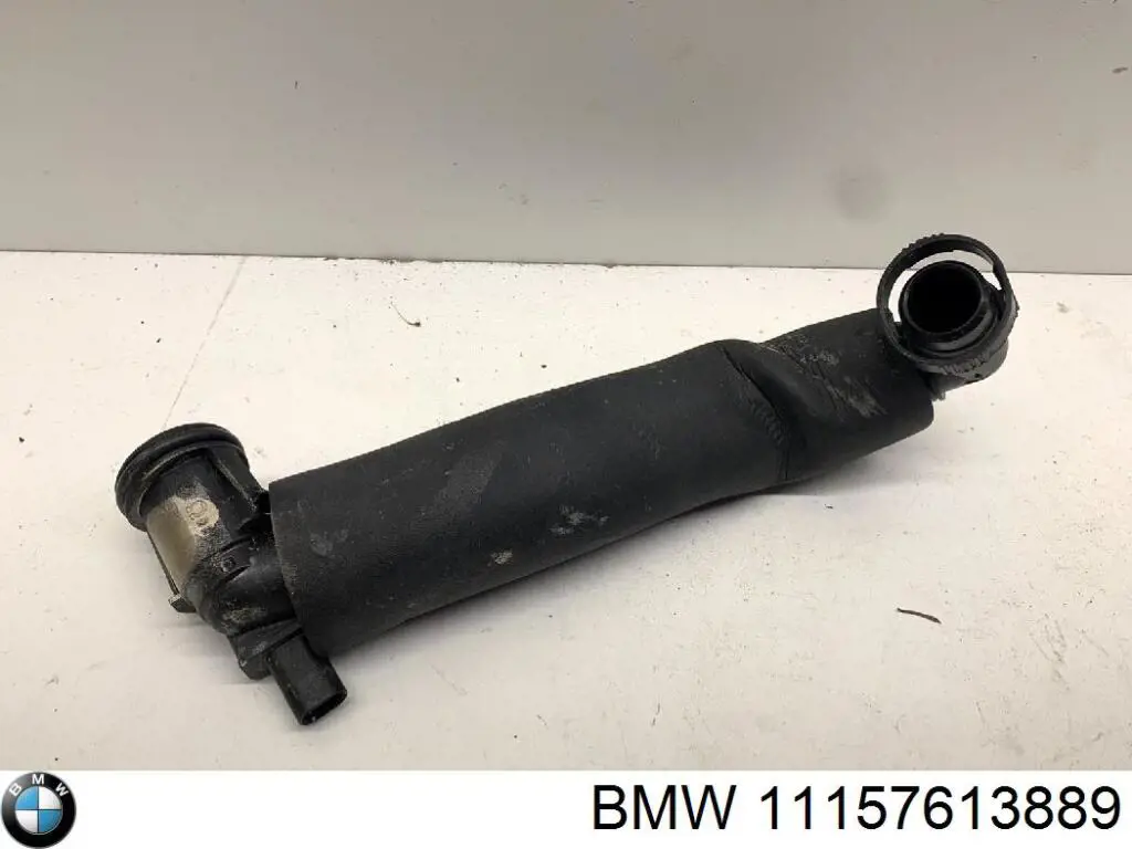 11157613889 BMW Шланг повітряний вентиляції картера