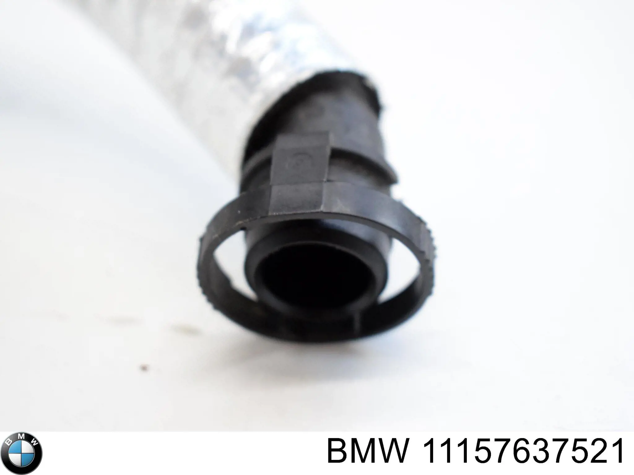 Купити 7637521 BMW Шланг для видалення повітря
