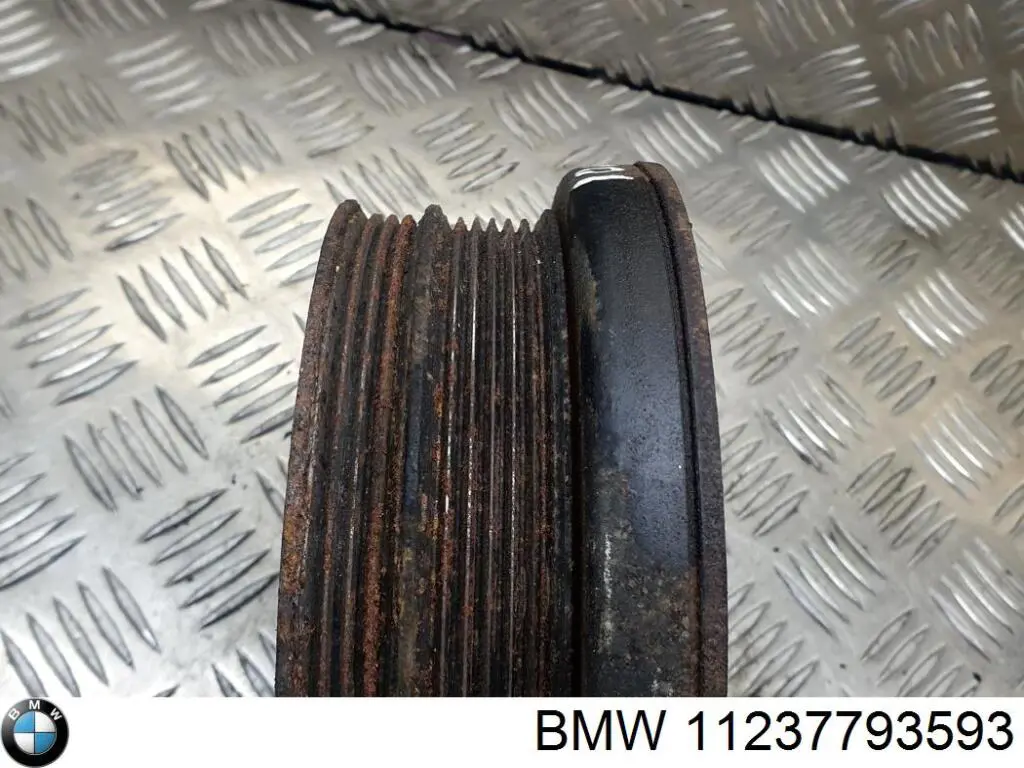 11237793593 BMW Демпфер колінвалу