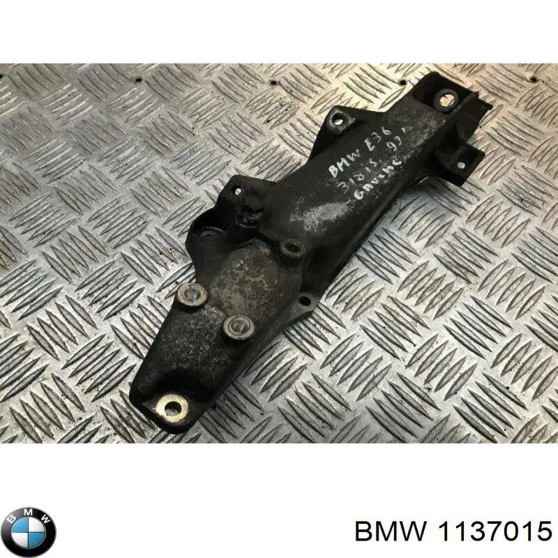 1137015 BMW 
