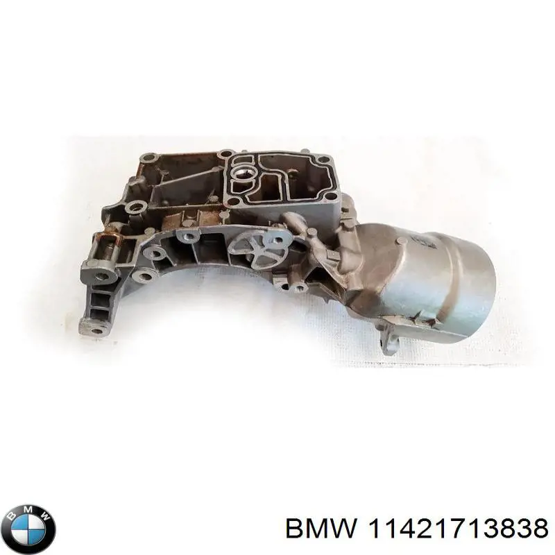Купити 11421713838 BMW Корпус масляного фільтра