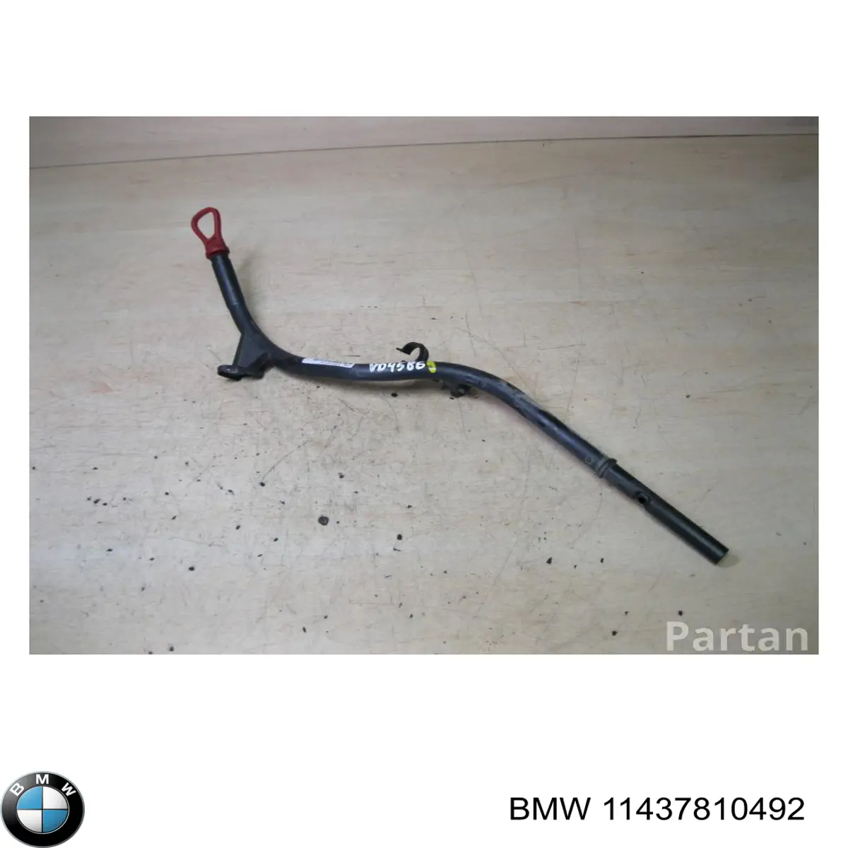Направляюча щупа-індикатора рівня масла в двигуні 11437810492 BMW