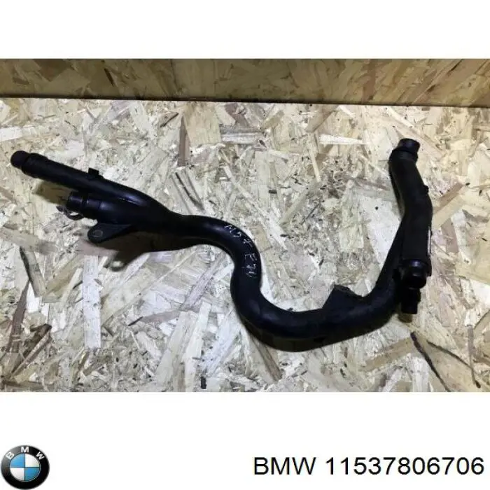 11537806706 BMW Шланг/патрубок водяного насоса, приймальний