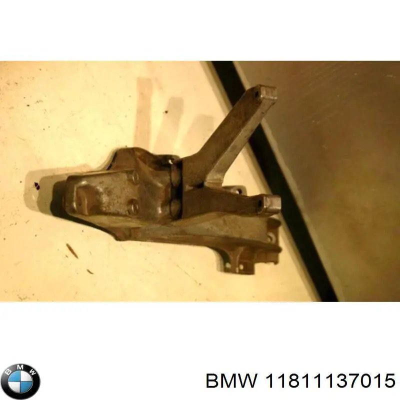  11811137015 BMW