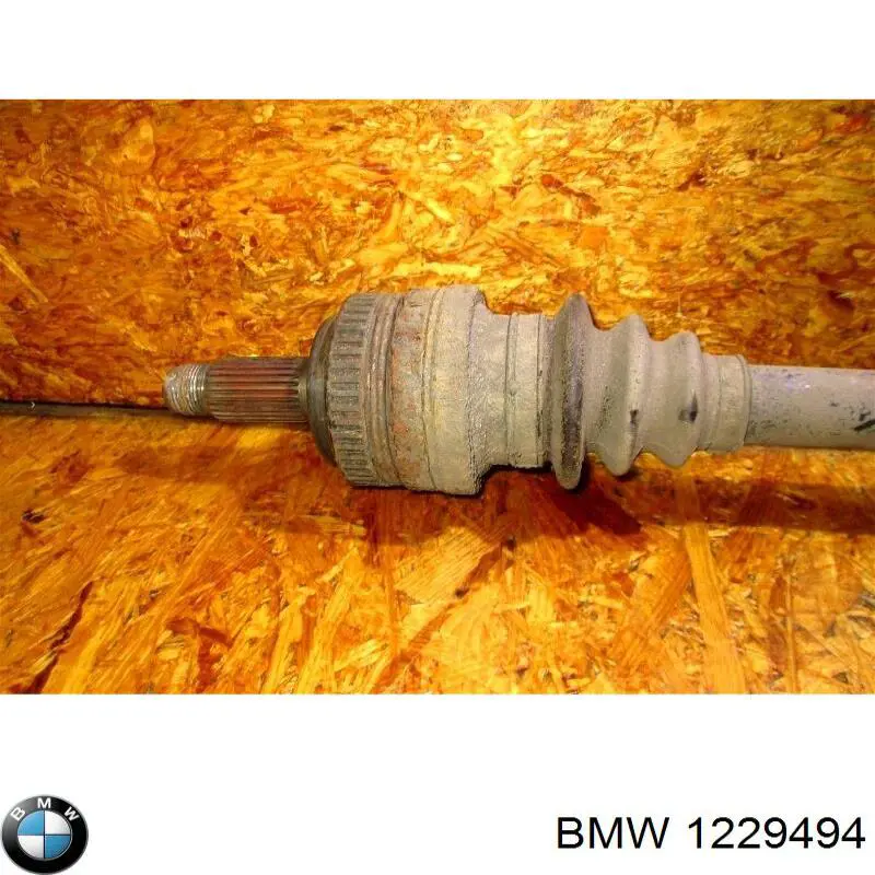 Купити 302004190129 Magneti Marelli Піввісь задня, права