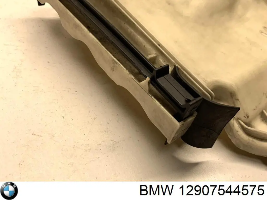 12907544575 BMW 