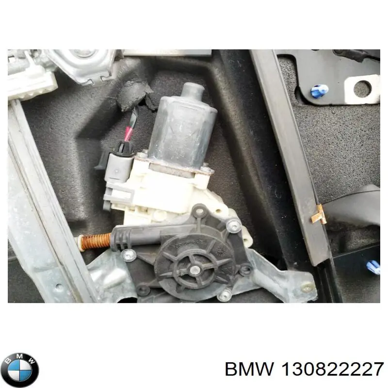 130822227 BMW Датчик витрати повітря