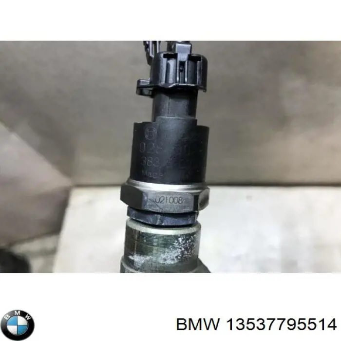 Паливна рампа BMW 0445216015