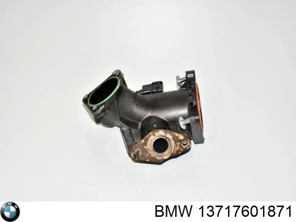 Корпус повітряного фільтра BMW 13717601871 ціна, від 63.33 USD