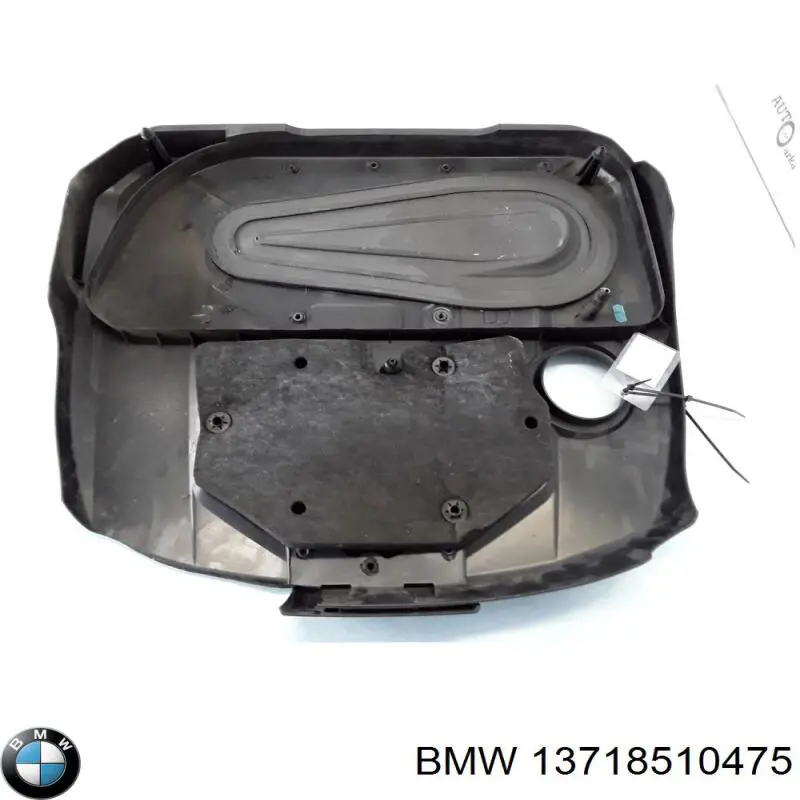Купити 13718510475 BMW Кришка двигуна декоративна