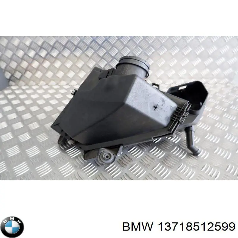  Корпус фільтра BMW X1 