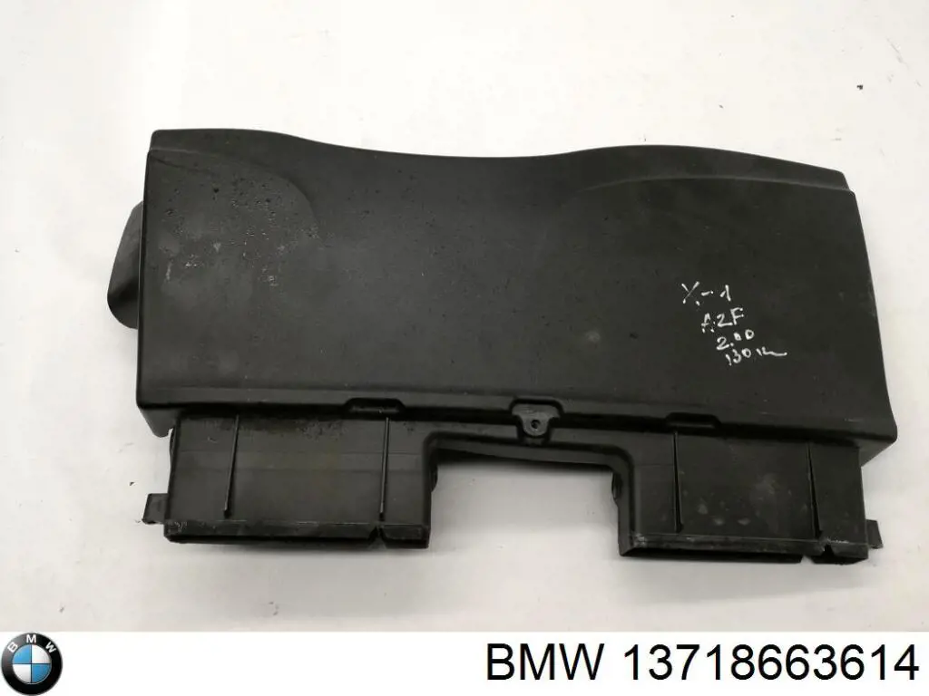 Купити 8663614 BMW Патрубок повітряний, вихід повітряного фільтра