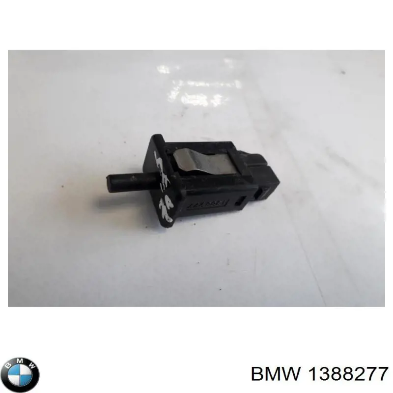 1388277 BMW Перемикач керування люком