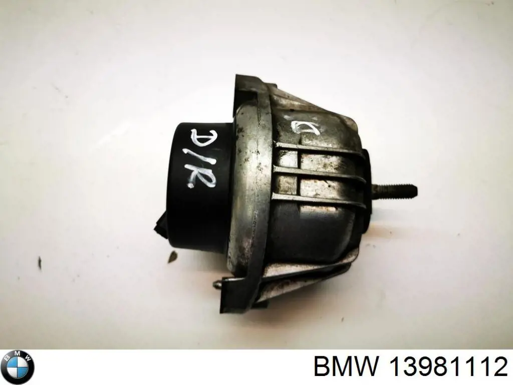 Купити 13981112 BMW Кронштейн подушки (опори) двигуна, лівої