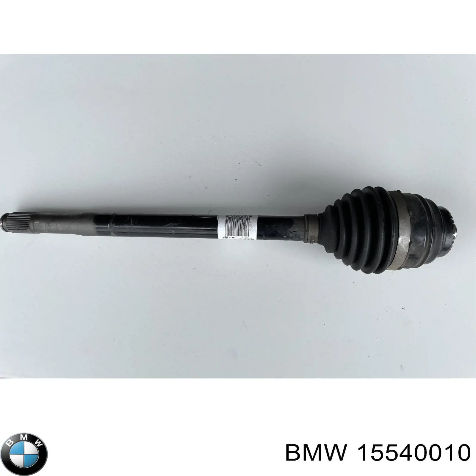 15540010 BMW Привід передній правий