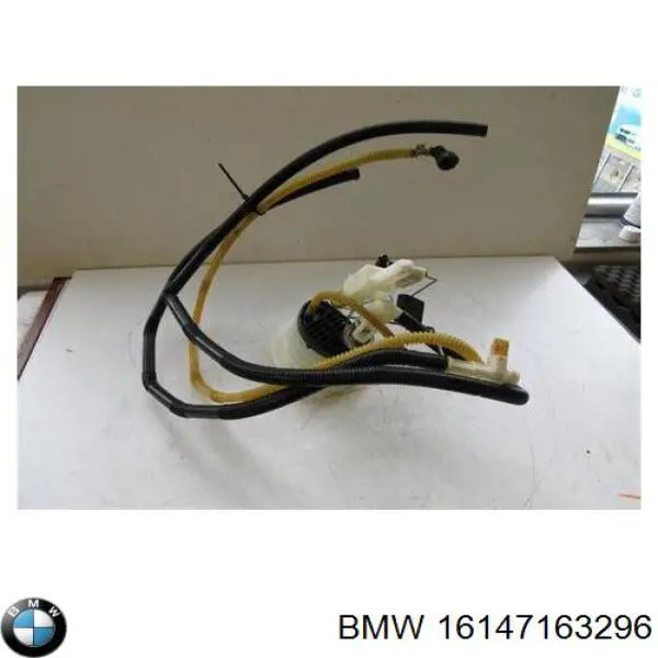 Купити 16147163296 BMW Насос занурювальний в баці