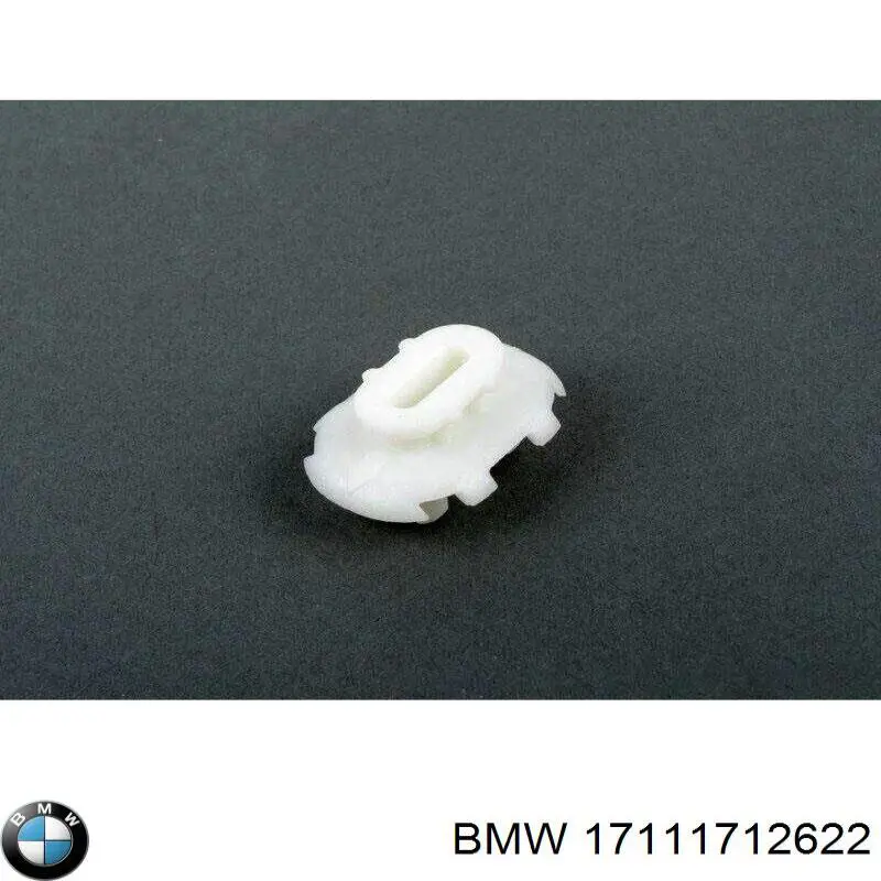 Дифузор (кожух) радіатора охолодження 17111712622 BMW