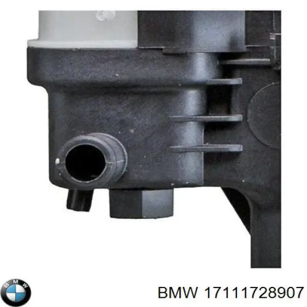 17111728907 BMW радіатор охолодження двигуна