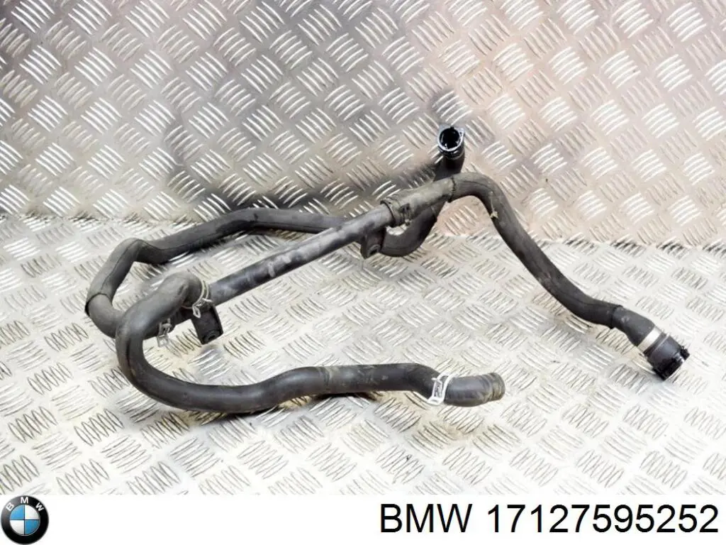 17127595252 BMW Патрубок системи охолодження