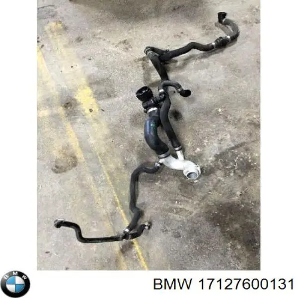17127600131 BMW Патрубок системи охолодження