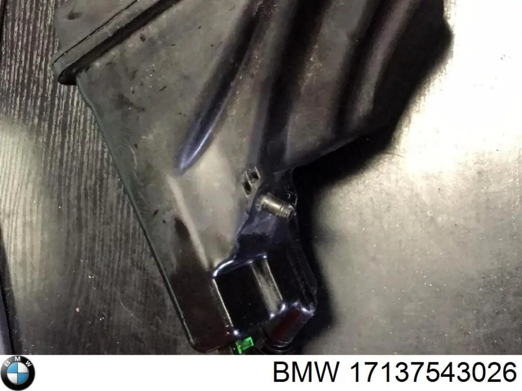 Бачок системи охолодження двигуна розширювальний BMW 17137543026 ціна, від 36.66 USD